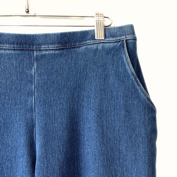 L.L. Bean Perfect Fit Pants Denim Straight-Leg Stonewashed Size S - Picture 4 of 7